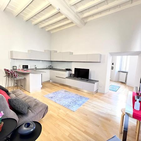 Apartament * Esclusivo & Moderno Roma Centro Campo De Fiori * Zewnętrze zdjęcie