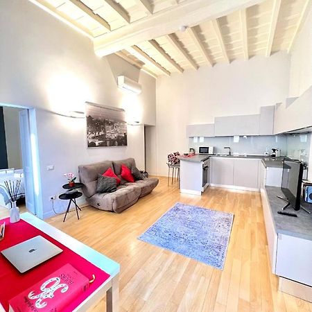 Apartament * Esclusivo & Moderno Roma Centro Campo De Fiori * Zewnętrze zdjęcie