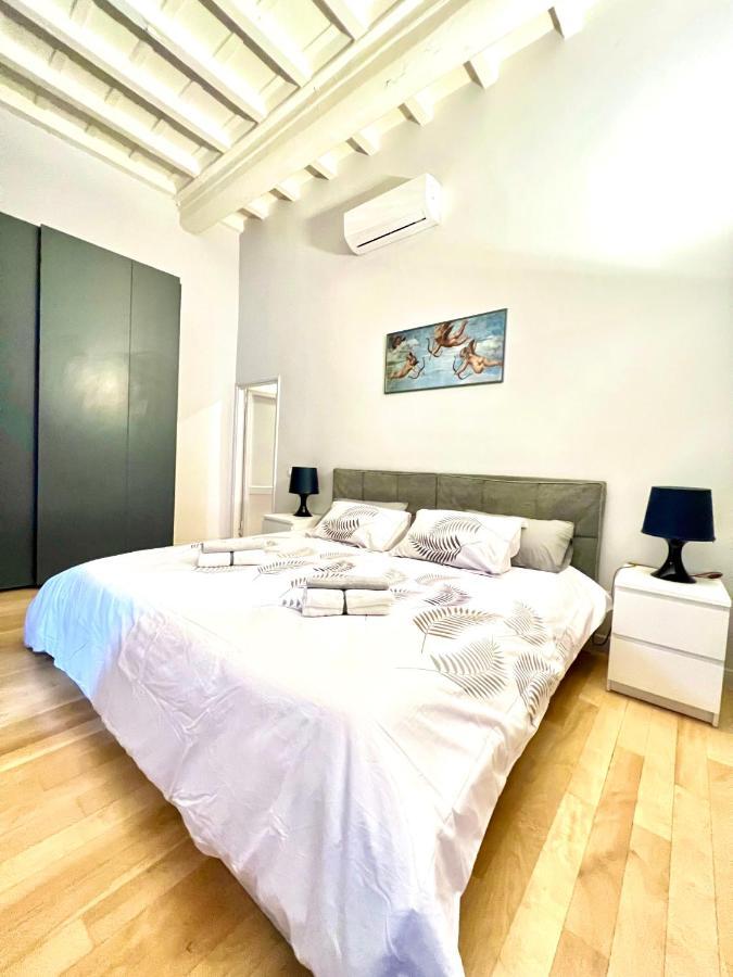 Apartament * Esclusivo & Moderno Roma Centro Campo De Fiori * Zewnętrze zdjęcie