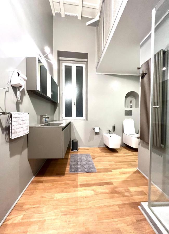 Apartament * Esclusivo & Moderno Roma Centro Campo De Fiori * Zewnętrze zdjęcie